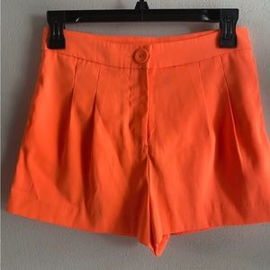 ⭐️ 2 x $20 - Forever 21 Dress Short